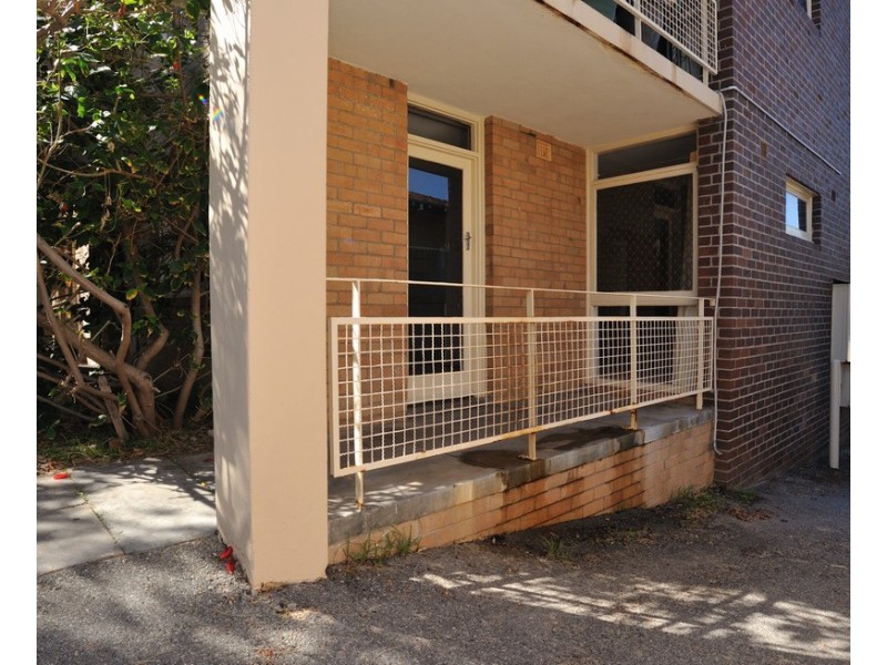 2/76 Broadway, Nedlands WA 6009