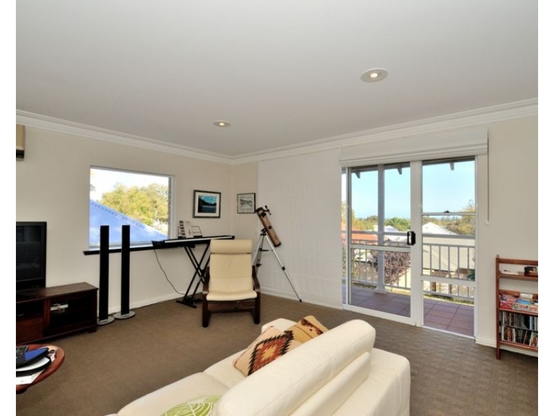 17 Franklin Street, Swanbourne WA 6010