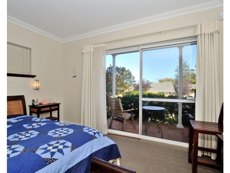 17 Franklin Street, Swanbourne WA 6010