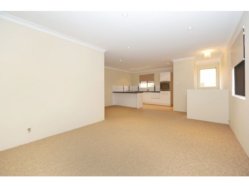 6/12 McNamara Way, Cottesloe WA 6011