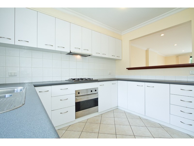 4/98 Stirling Highway, North Fremantle WA 6159