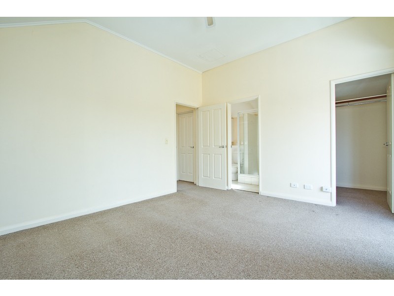 4/98 Stirling Highway, North Fremantle WA 6159