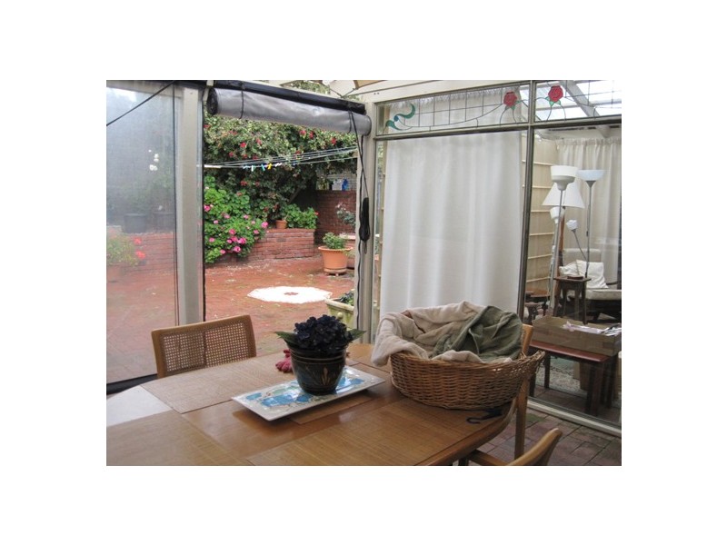 9 Staples Street, North Fremantle WA 6159