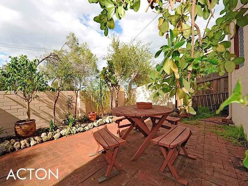 14B Reservoir Close, Mosman Park WA 6012
