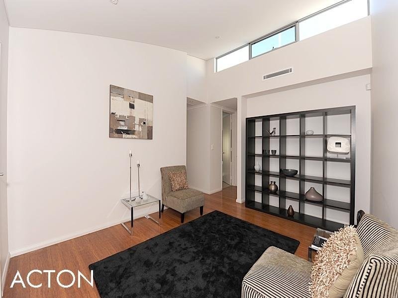 28 Gibney Street, Cottesloe WA 6011