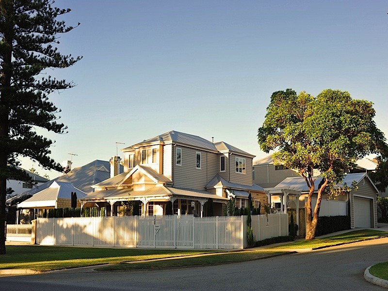 38 Broome Street, Cottesloe WA 6011