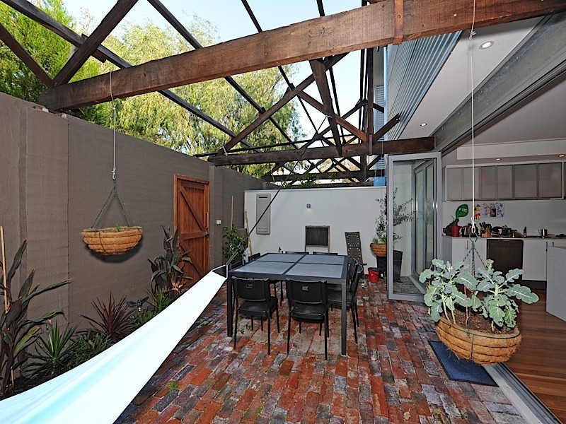 6/44 Barnfield Road, Claremont WA 6010