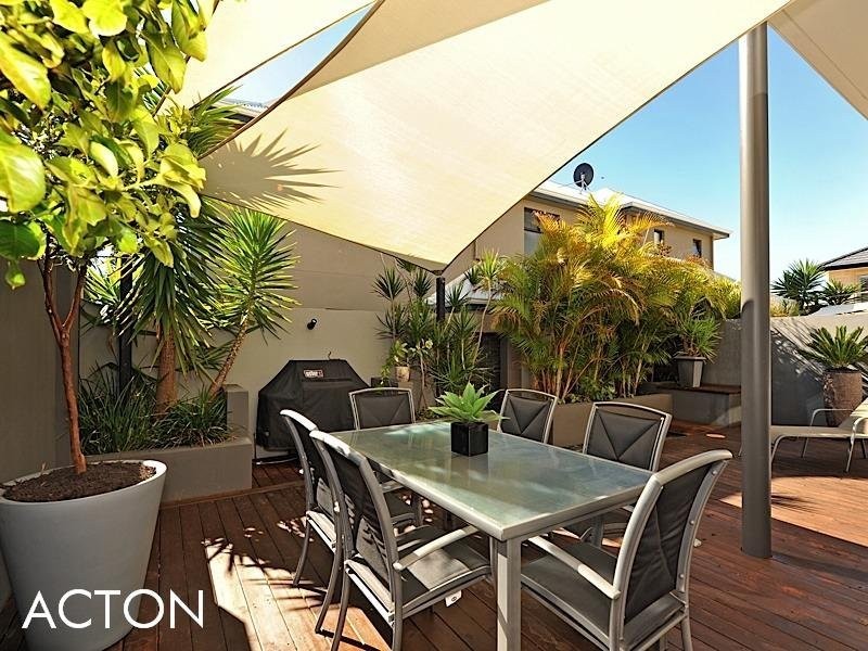 28 Gibney Street, Cottesloe WA 6011