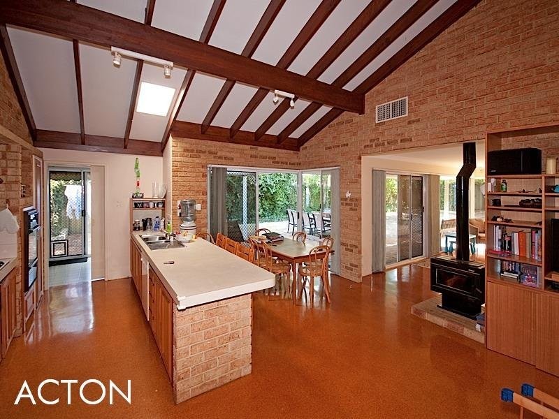 15 Minora Road, Dalkeith WA 6009