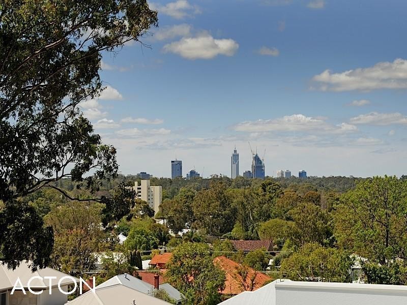 24 Lupin Hill Grove, Nedlands WA 6009