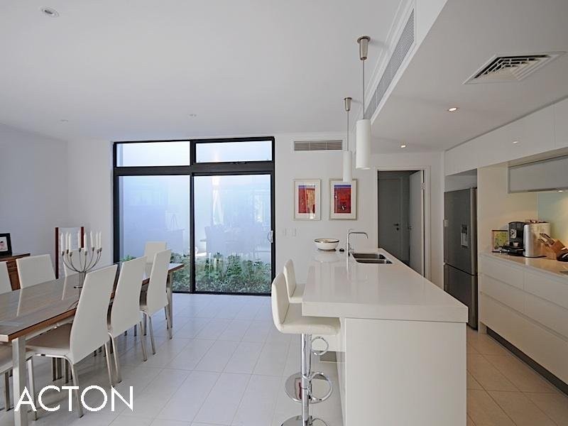 24 Lupin Hill Grove, Nedlands WA 6009