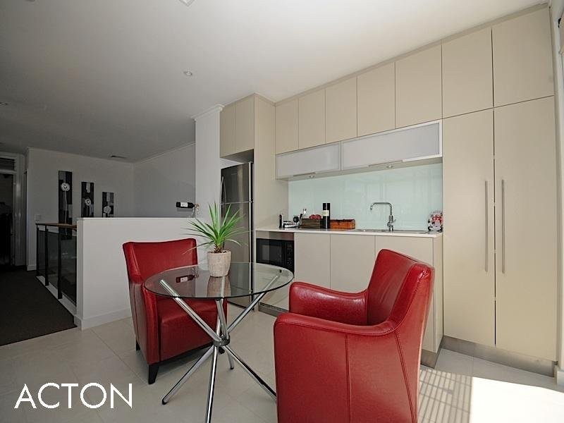 24 Lupin Hill Grove, Nedlands WA 6009