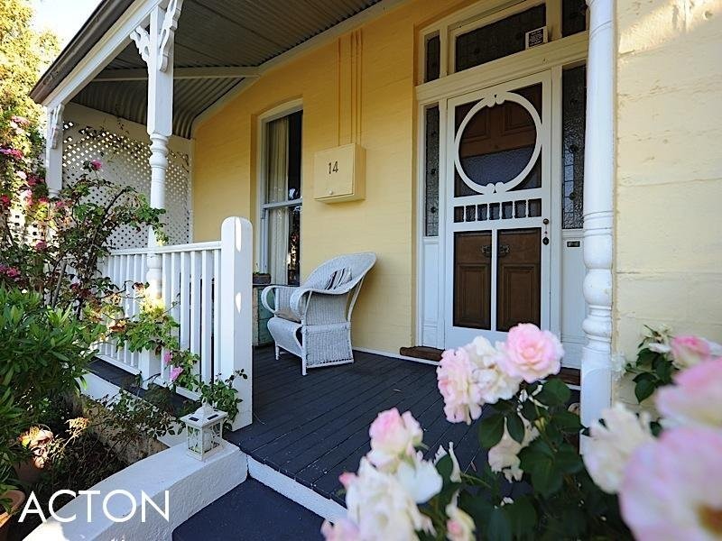 14 Barnfield Road, Claremont WA 6010