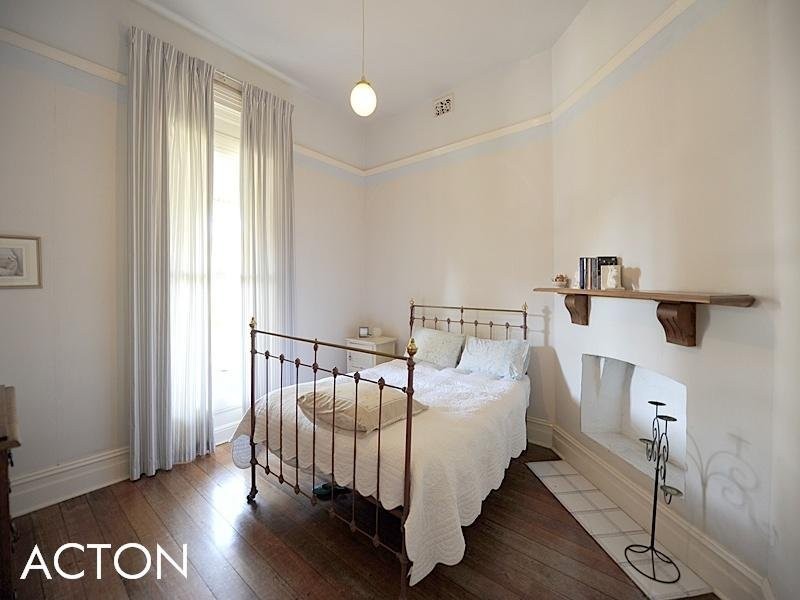 14 Barnfield Road, Claremont WA 6010