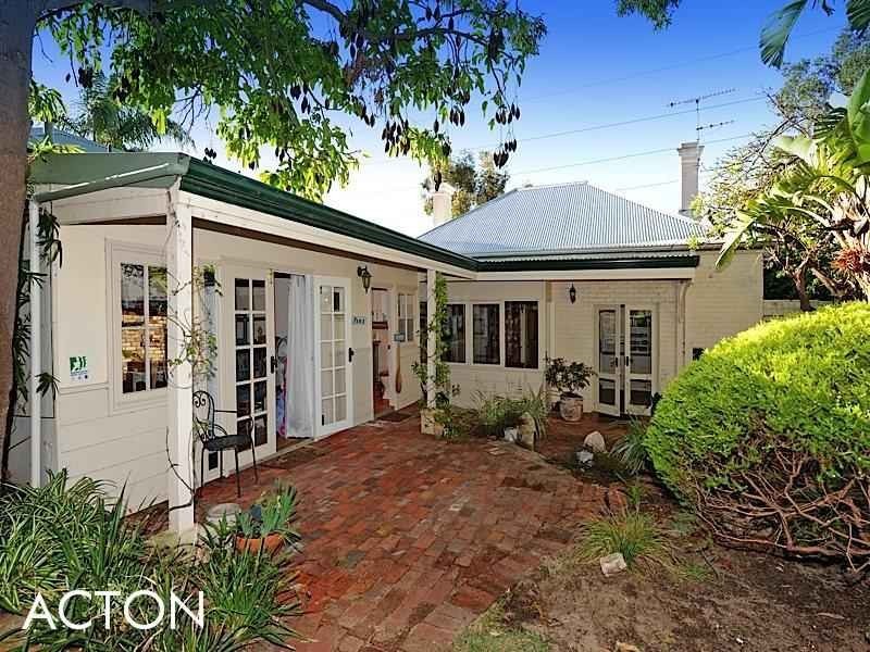 14 Barnfield Road, Claremont WA 6010