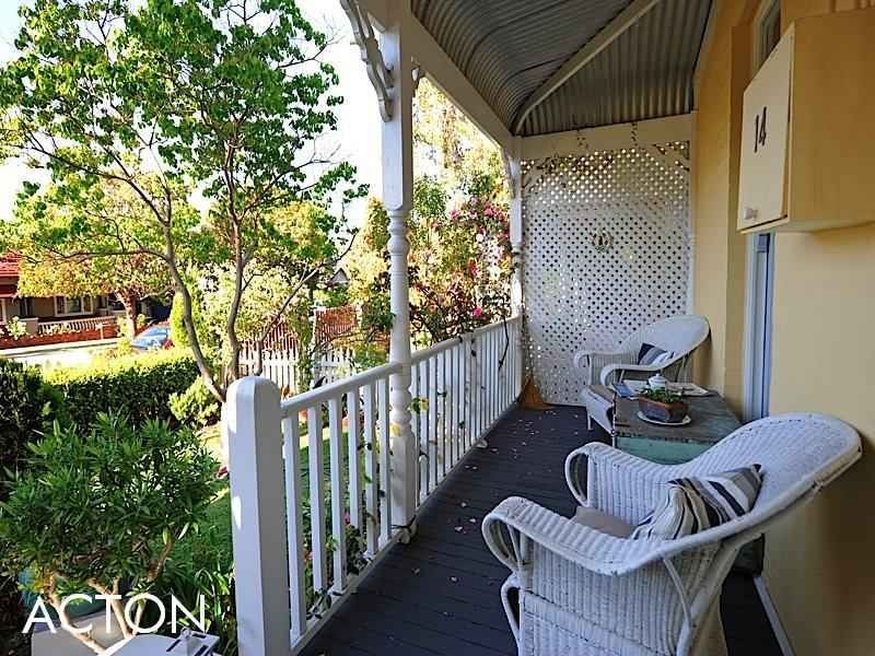 14 Barnfield Road, Claremont WA 6010