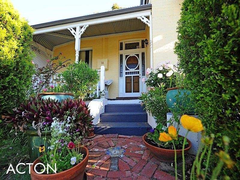 14 Barnfield Road, Claremont WA 6010
