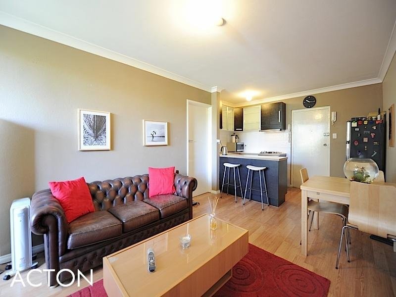 43/4 Dover Court, Mosman Park WA 6012