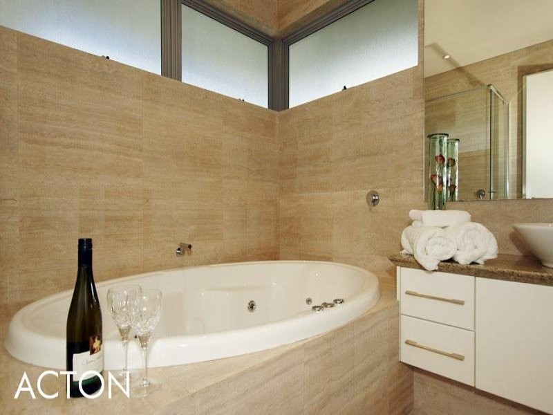 16 Reginald Street, Cottesloe WA 6011