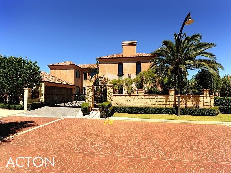 40 Saddington Crescent, Mosman Park WA 6012