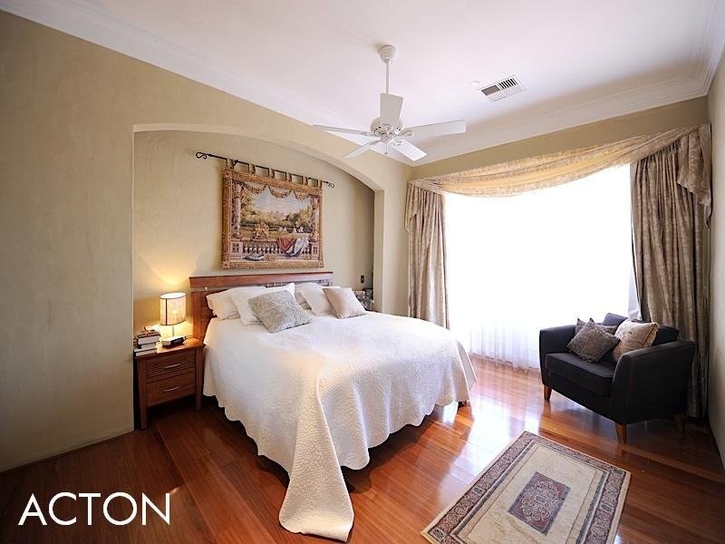 40 Saddington Crescent, Mosman Park WA 6012