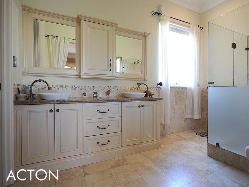 40 Saddington Crescent, Mosman Park WA 6012