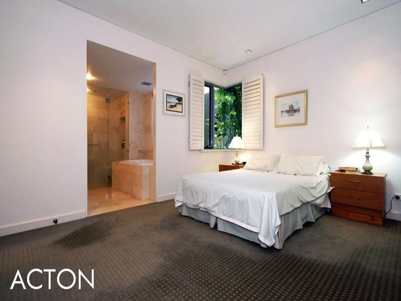 1/7 Pearse Street, Cottesloe WA 6011