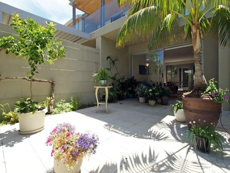 1/7 Pearse Street, Cottesloe WA 6011