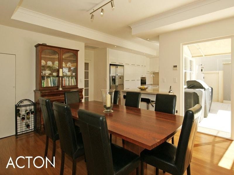 31 Philip Road, Dalkeith WA 6009