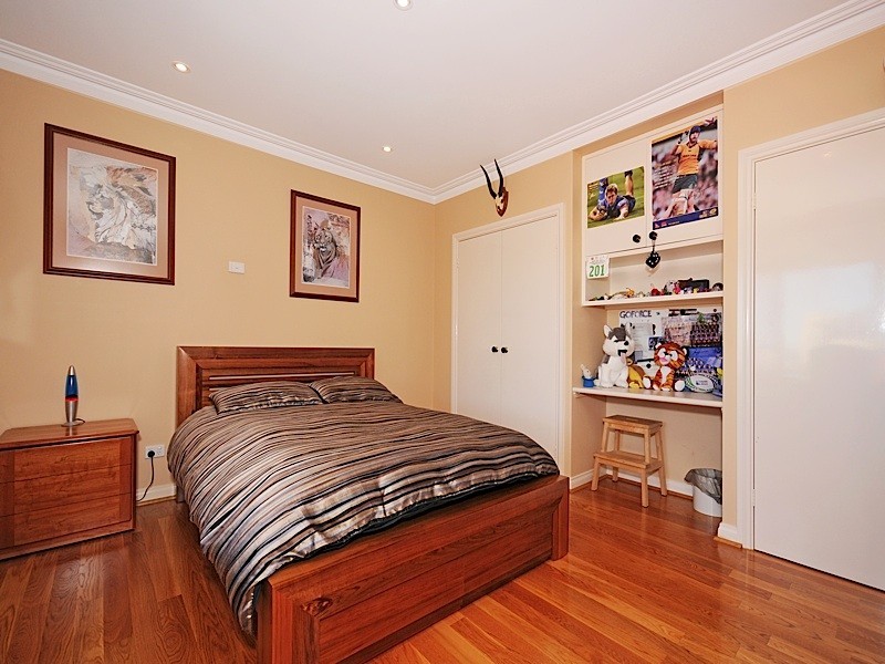 24 Vlamingh Parade, Mosman Park WA 6012