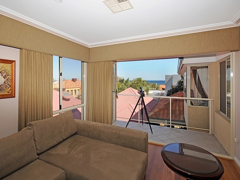 24 Vlamingh Parade, Mosman Park WA 6012