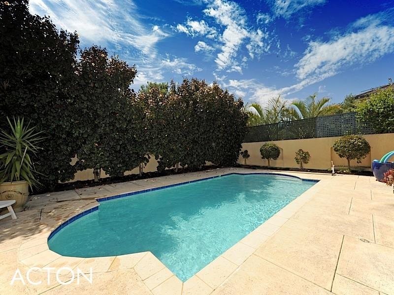 24 Vlamingh Parade, Mosman Park WA 6012