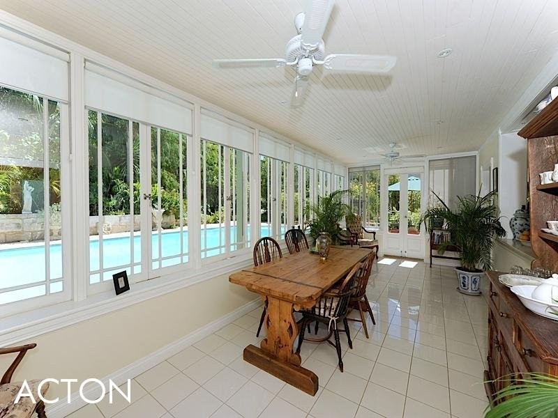 56 Harvest Road, North Fremantle WA 6159