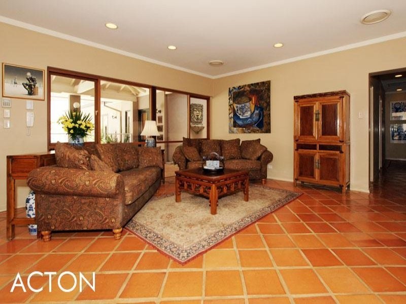 44 Johnston Street, Peppermint Grove WA 6011