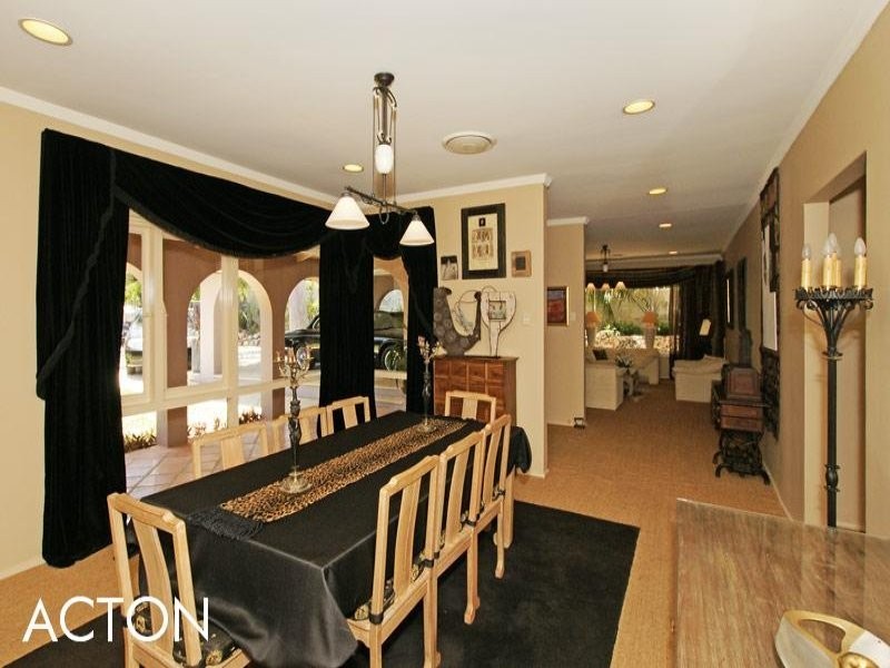 44 Johnston Street, Peppermint Grove WA 6011