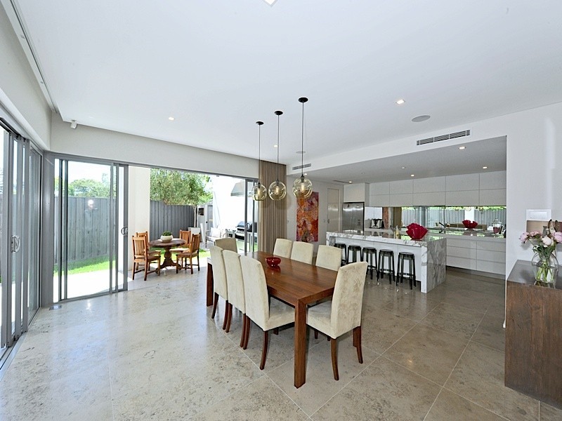 2 Nailsworth Street, Cottesloe WA 6011