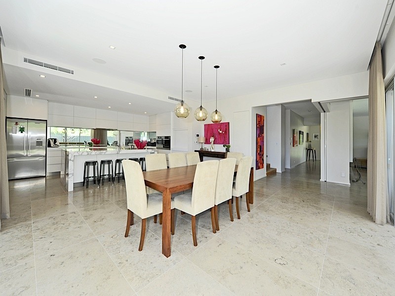 2 Nailsworth Street, Cottesloe WA 6011