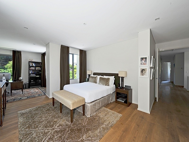 2 Nailsworth Street, Cottesloe WA 6011