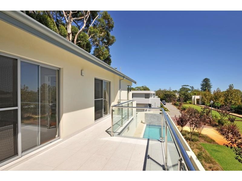 6A Devon Road, Swanbourne WA 6010