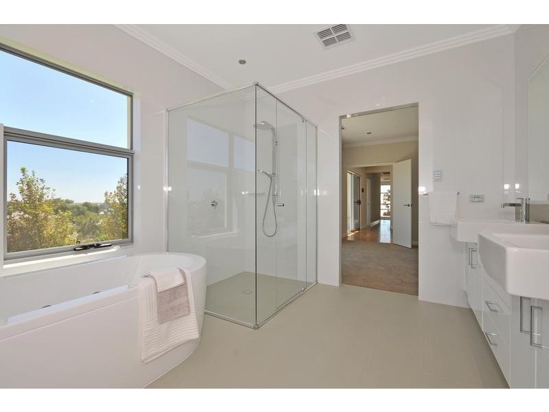 6A Devon Road, Swanbourne WA 6010