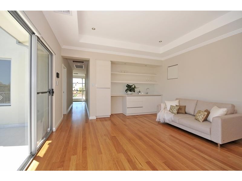 6A Devon Road, Swanbourne WA 6010