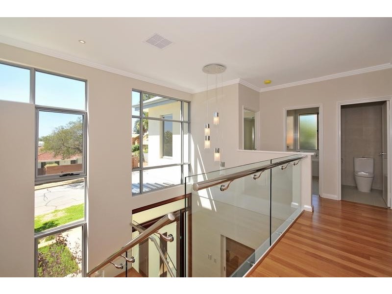 6A Devon Road, Swanbourne WA 6010