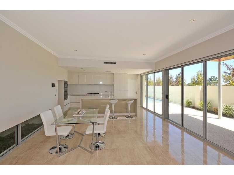 6A Devon Road, Swanbourne WA 6010