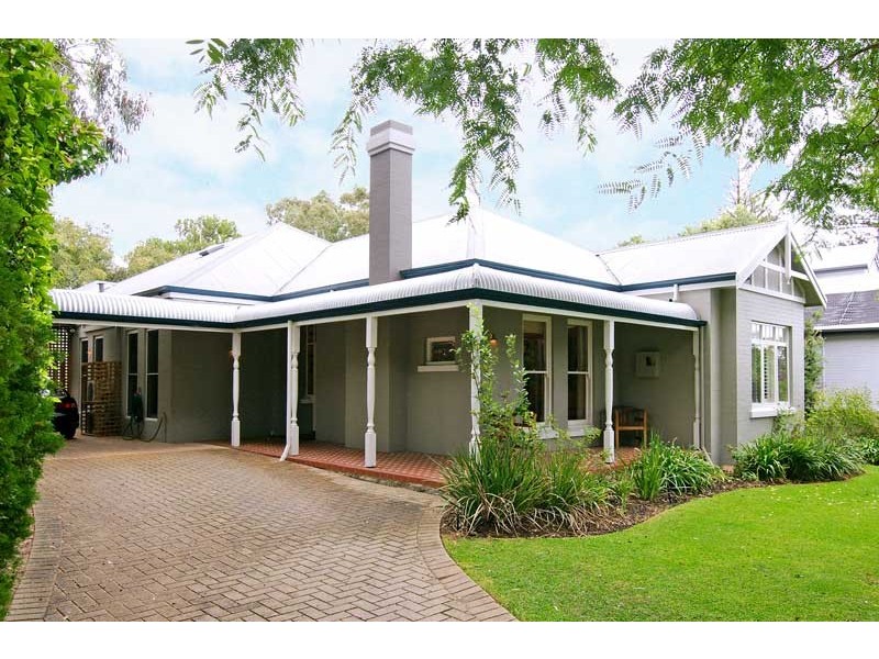 16 Wood Street, Swanbourne WA 6010