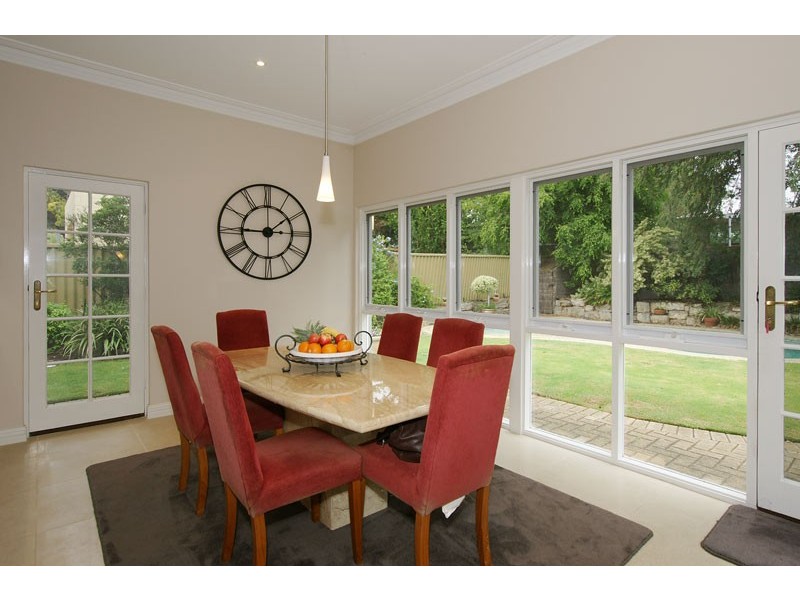 16 Wood Street, Swanbourne WA 6010