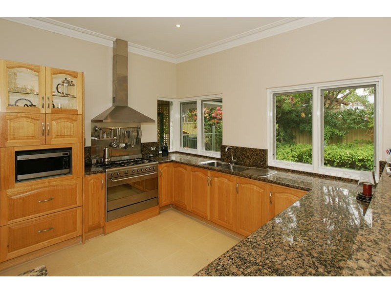 16 Wood Street, Swanbourne WA 6010