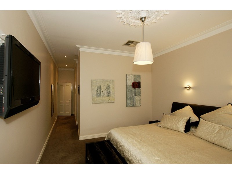 16 Wood Street, Swanbourne WA 6010