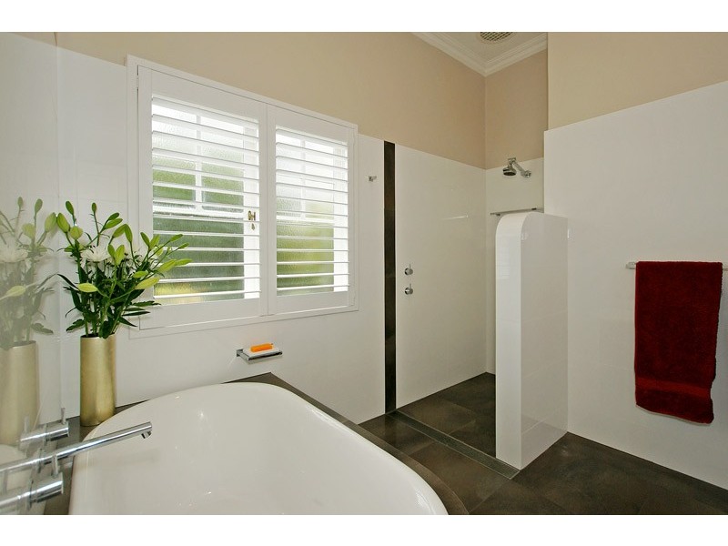 16 Wood Street, Swanbourne WA 6010