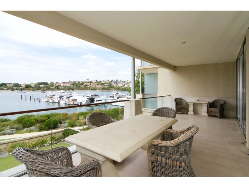 20/1 Corkhill Street, North Fremantle WA 6159