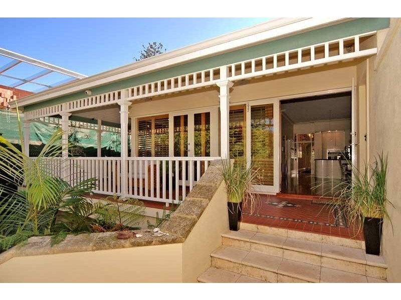 19 John Street, Cottesloe WA 6011